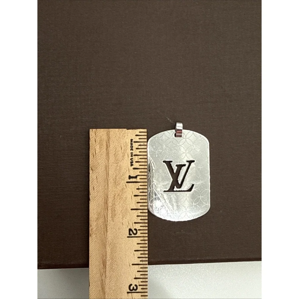 Auth Louis Vuitton LV Champs Elysees PM M65452 Pendant Top Silver Finish Men